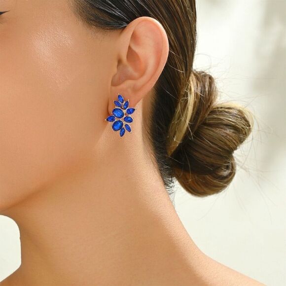 Beautiful Flower Blue Rhinestones Stud Earrings Water Drop Textured Classic Chic - Picture 3 of 11